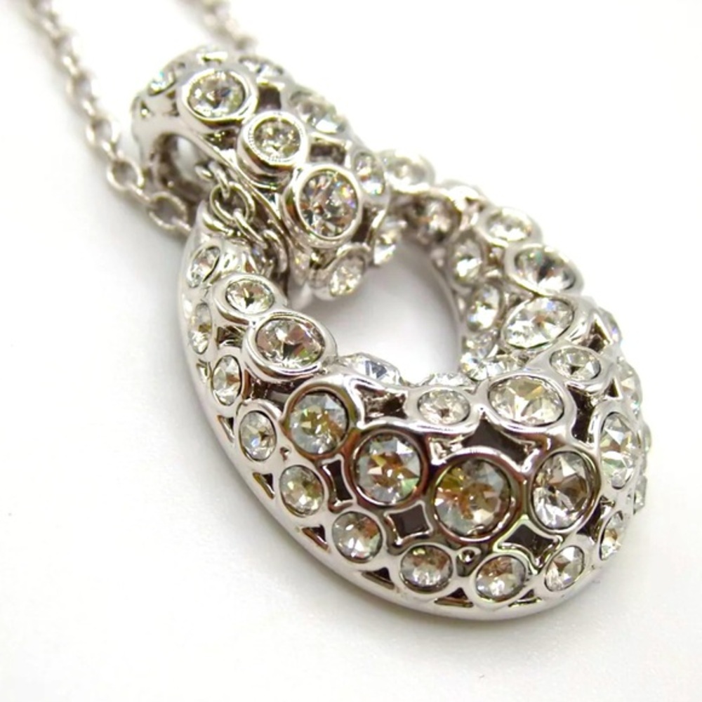 💯 AUTHENTIC SWAROSKI NECKLACE GORGEOUS DESIGN EUC